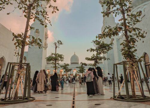 Abu Dhabi Unveiled: A Tapestry of Timeless Culture and Modern Marvels